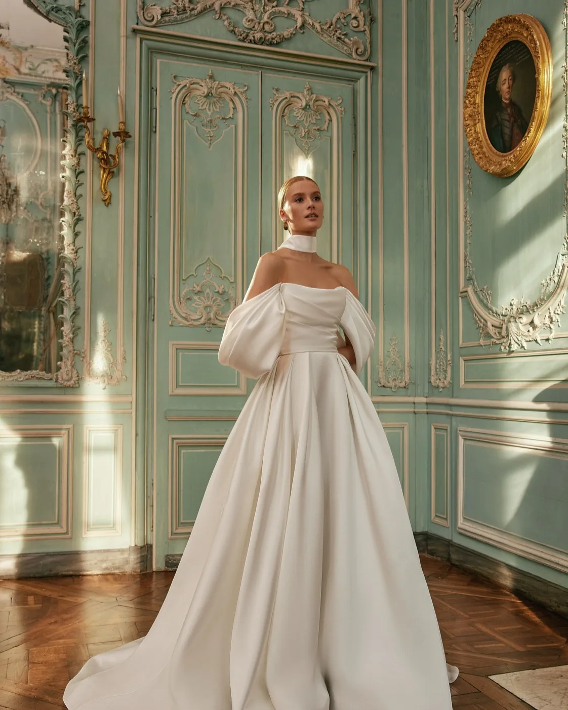 Braut im Hochzeitskleid IRVALDA Darbellia